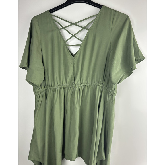 NWT Torrid Babydoll Challis Sharkbite Flutter Sleeve Top Green Plus Size 2 2X - Picture 10 of 16